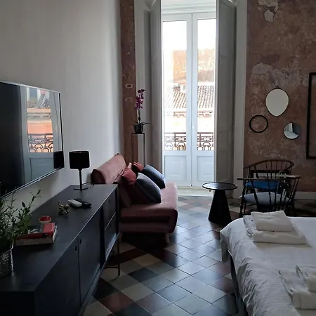 Gorgeous Flat With Opera View Lägenhet Catania